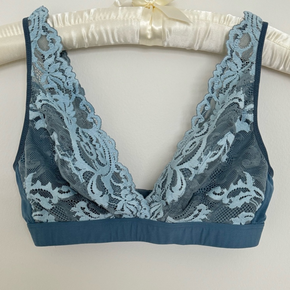 WACOAL- Instant Icon Bralette- Large